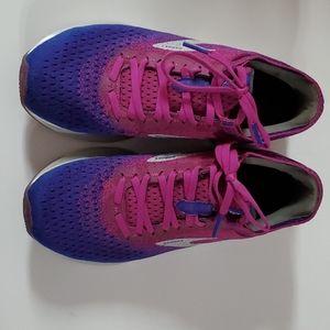 Brooks Levitate 2
